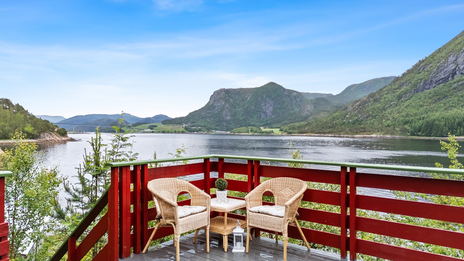 Perfekt for lange frokoster og sene sommerkvelder
