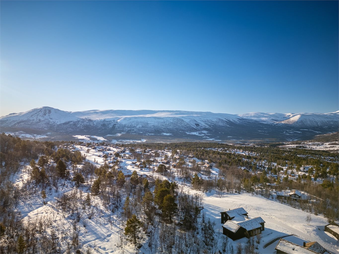 Området har vakker natur sommer som vinter. Flere skiløyper på vinterstid og herlige turstier på sommerstid. 