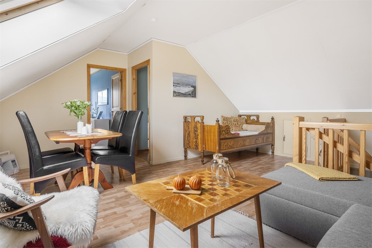 Loftstuen strekker seg over 20m².