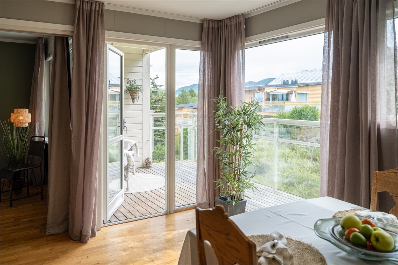 Velkommen inn - her får du en lys og åpen stue på hele 27m².
