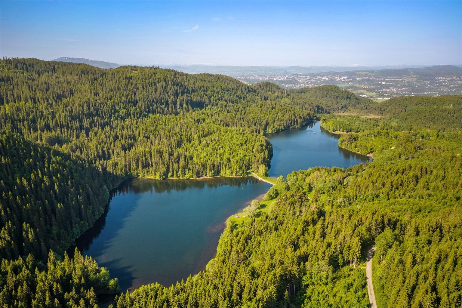 Kort vei til Estenstadmarka med flotte turområder både sommer og vinter