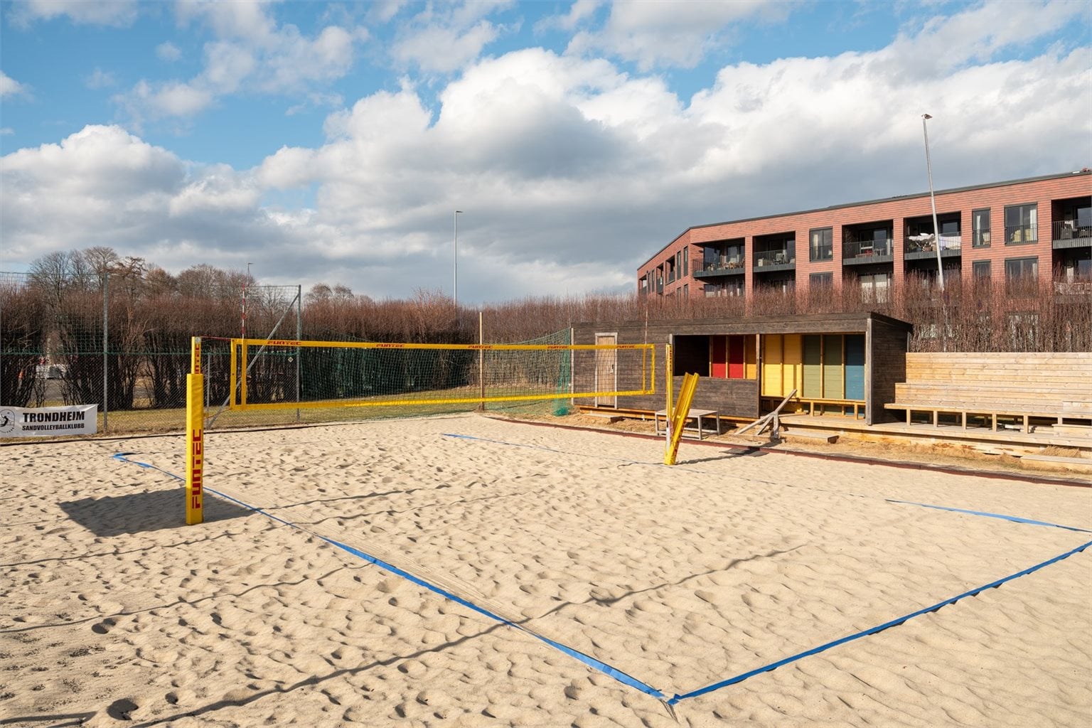 Lade idrettspark er blant de største idrettsområdene i Trondheim med hele 5 fotballbaner, sandvolleyball, padel og amerikansk fotball.