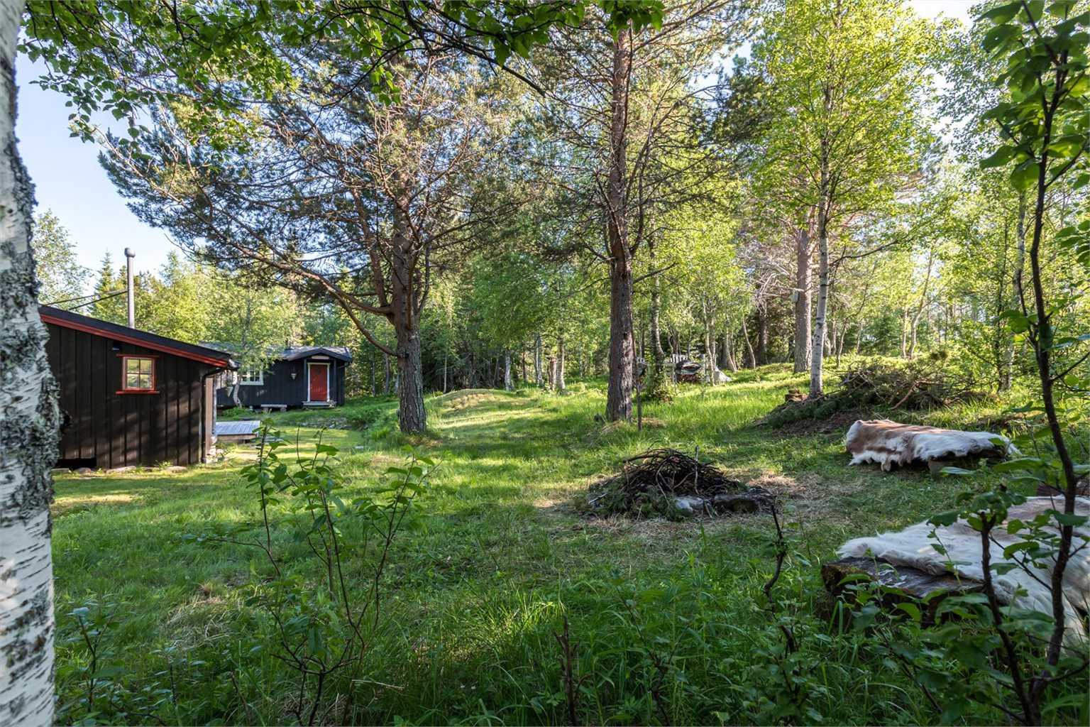 En sjarmerende og koselig fritidseiendom på Flora i Selbu kommune.