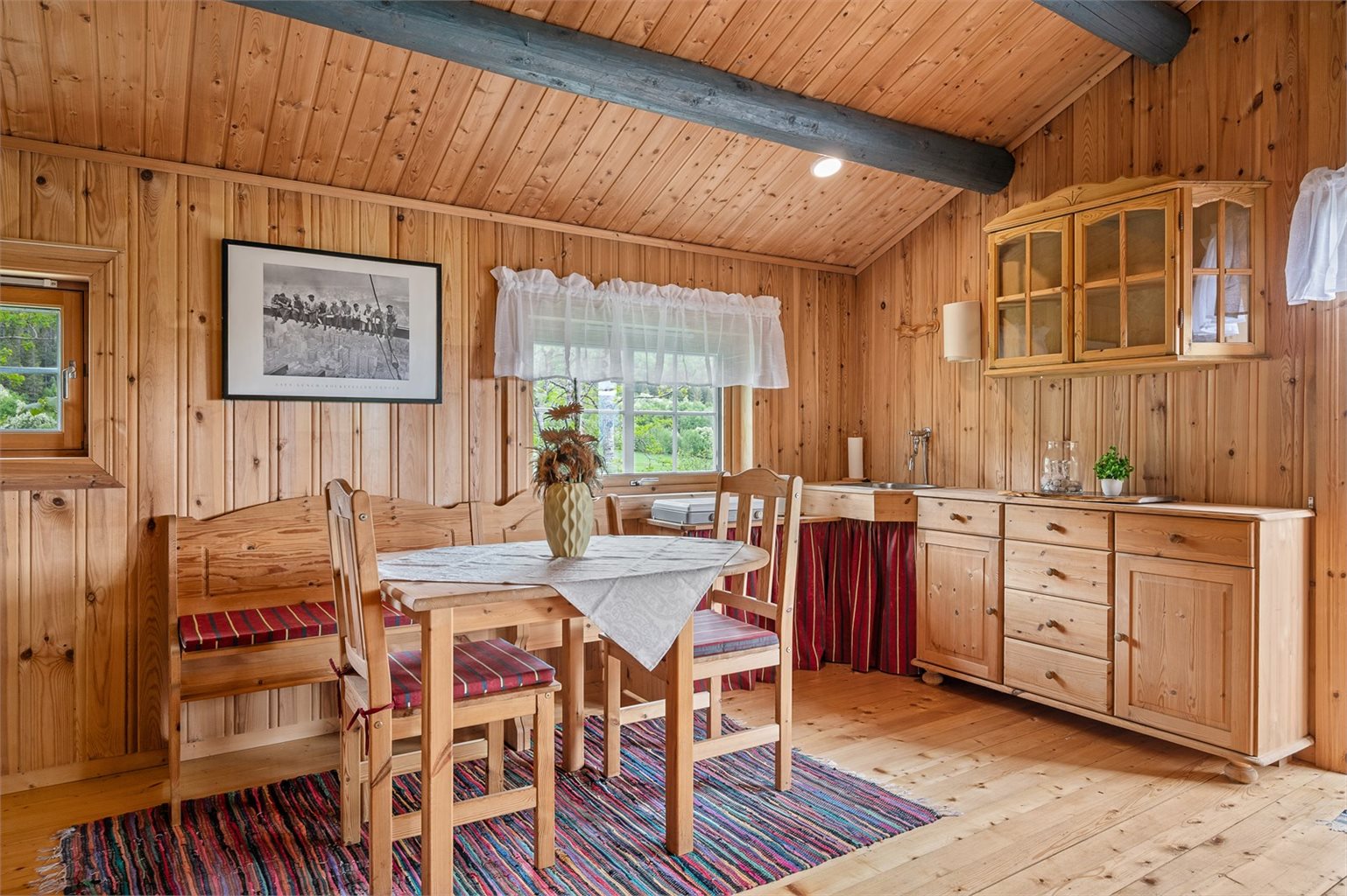 God plass til spisebord som kan samle hele familien. 
