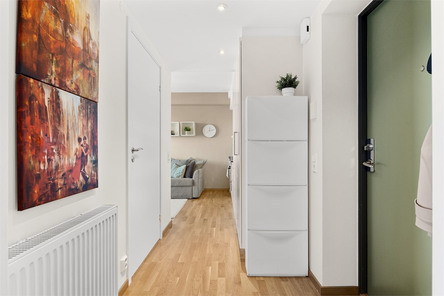 Boligen har balansert ventilasjon. Dette sørger for et friskt og godt inneklima hele året rundt.